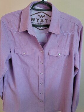 The Wyatt Clinch Snap Front Shirt in Lavender